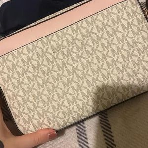 michael kors purse